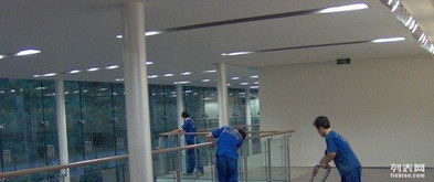 佛山市專業(yè)地毯清洗公司 全方位保潔服務(wù)，打造潔凈健康空間